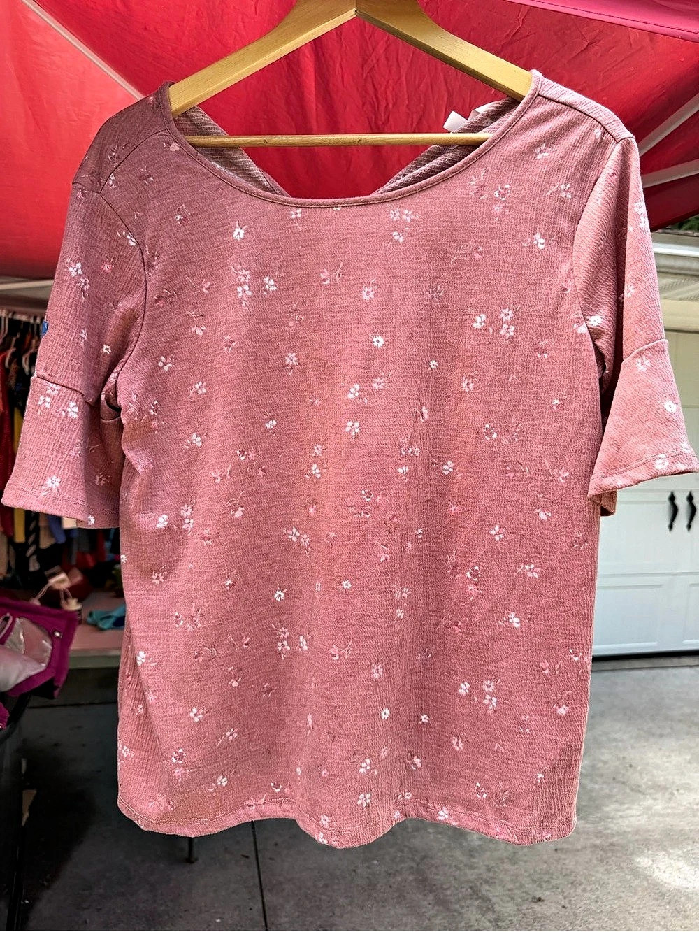 LC Lauren Conrad Floral Short Sleeve Blouse in Pink Large Like New